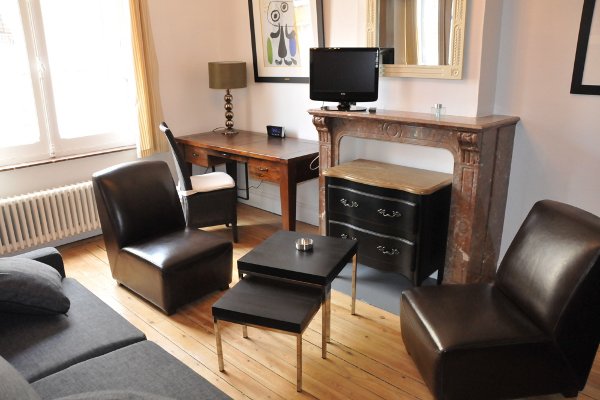 Luxury furnished studio flat 27m² rental Valenciennes