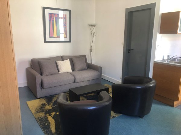 Furnished studio flat 25m² to rent Valenciennes