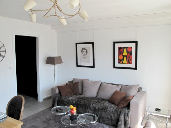 1 bedroom furnished apartment 48m² with air-conditioning  rental Valenciennes