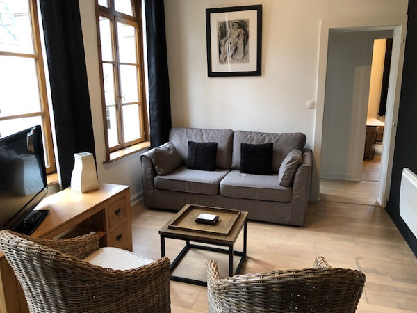 1 bedroom furnished apartment 50 sqm for rent Valenciennes