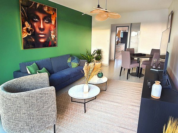 2 bedroom furnished apartment 76 sqm hyper center rental Valenciennes