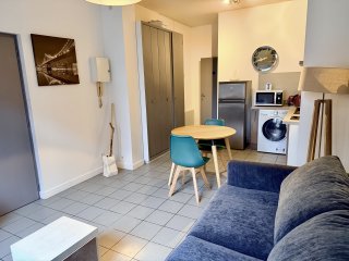 Estudio amueblado de standing : alrededor de 25 m² en alquiler Valenciennes